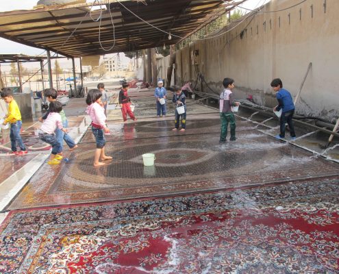 خانواده بزرگ شهید چمران نقاشی با ملیله کاغذی Image of IMG 1013 495x400 خانواده بزرگ شهید چمران نقاشی با ملیله کاغذی