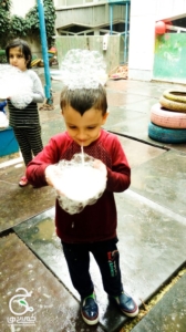 کاشفان آب و حباب