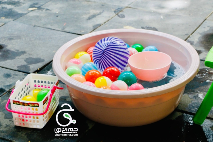 خانواده بزرگ شهید چمران کارگاه کاشفان آب و حباب