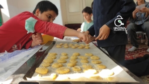 خانواده بزرگ شهید چمران شیرینی برای عید؛ تجربه‌ای خوشمزه برای یادگیری مهارت‌های زندگی