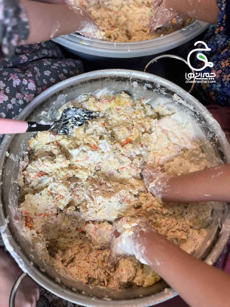 خانواده بزرگ شهید چمران سالاد الویه؛ تجربه‌ای خوشمزه برای یادگیری مهارت‌های زندگی