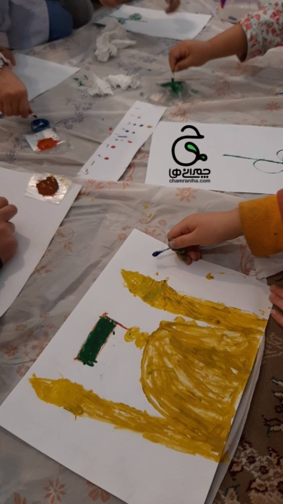 خانواده بزرگ شهید چمران نقاشی با گوش‌ پاک‌ کن