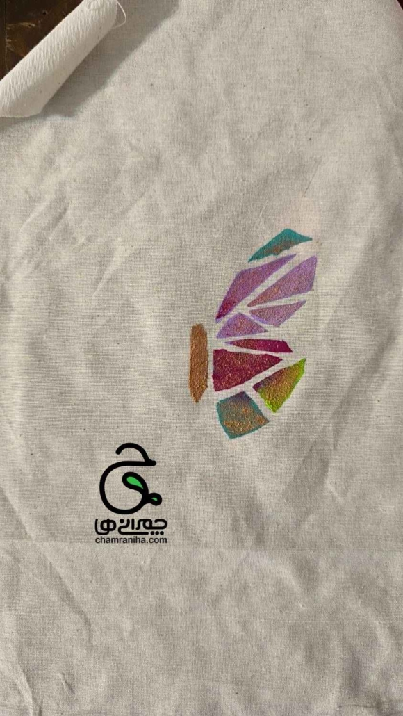 خانواده بزرگ شهید چمران چاپ روی پارچه با رنگ